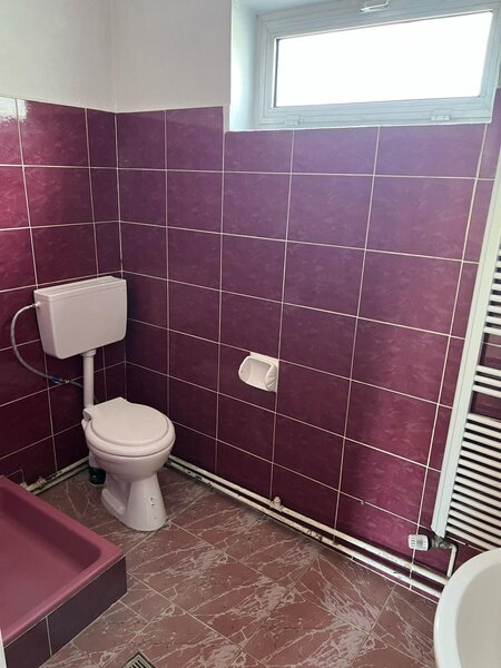 Pucioasa, Centru vila P+1, 9 camere